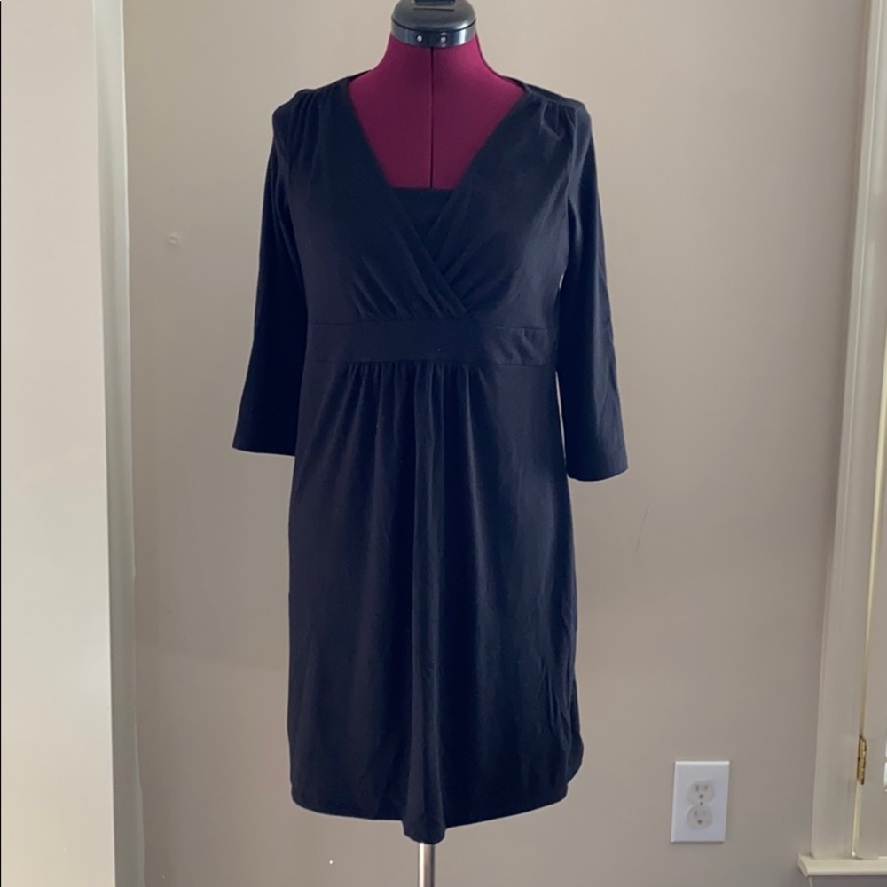 Black 3/4 sleeve length maternity dress